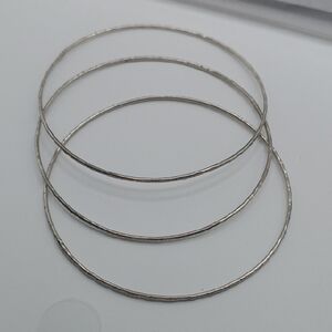 Vintage Elegant Silver Tone Not Stamp Bangle Set